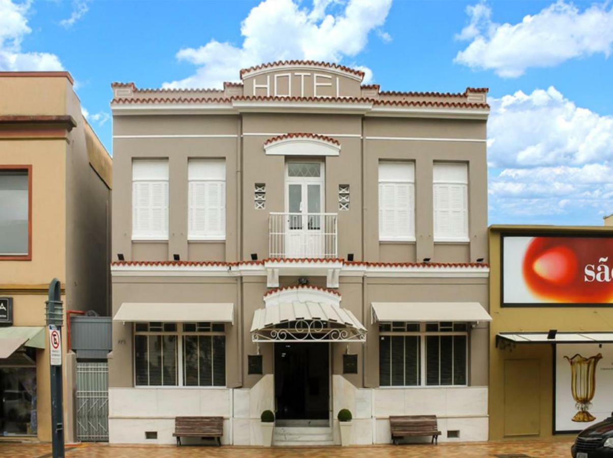 Mova Hotel D'Oeste - Localizado Em Frente A Praca Principal Da Cidade, Na Area Central - Pe Na Praca Посус-ді-Калдас Екстер'єр фото